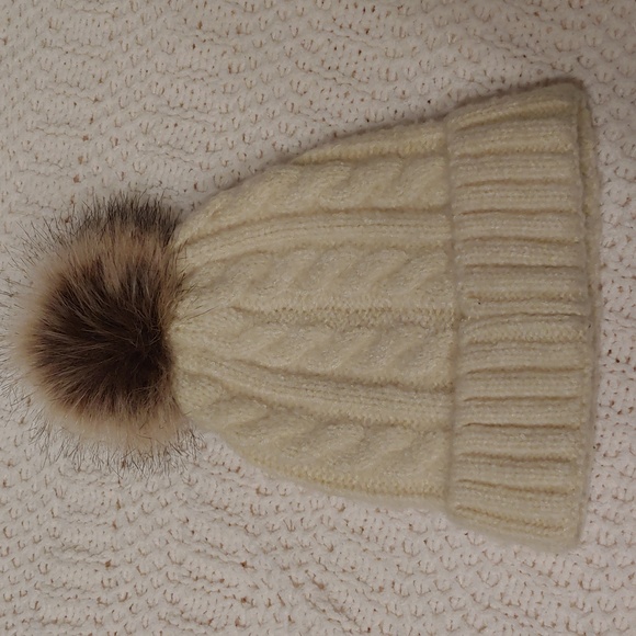 Frye and Co. Brand Beanie Hat with Pom, Cream White. - Picture 3 of 5
